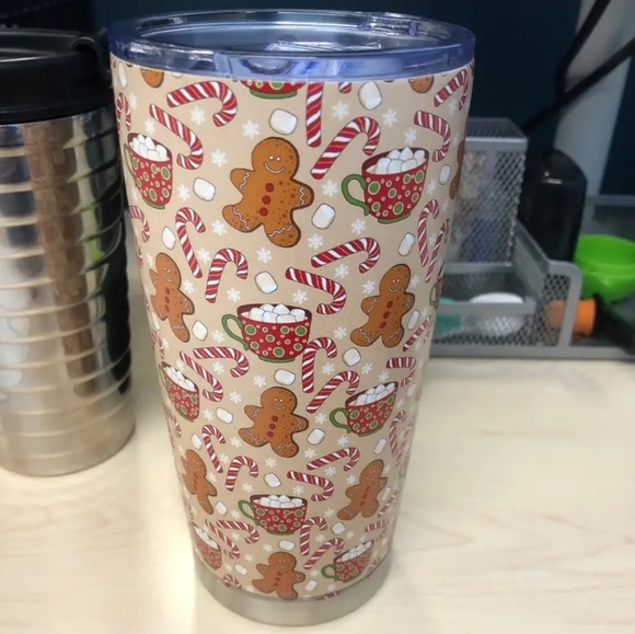 20 oz. Gingerbread man insulated cup. SEE ALL PICS 4 MORE ITEMS S… - Picture 4 of 16